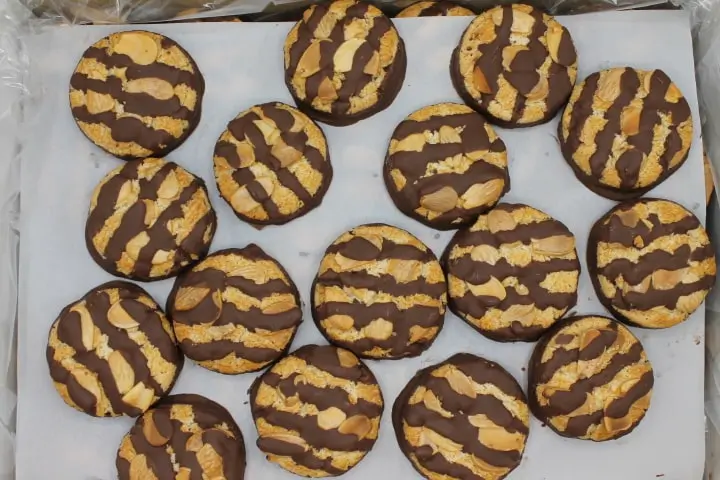 109 ALMENDRADA CHOCO INT.MALTITOL C-3K